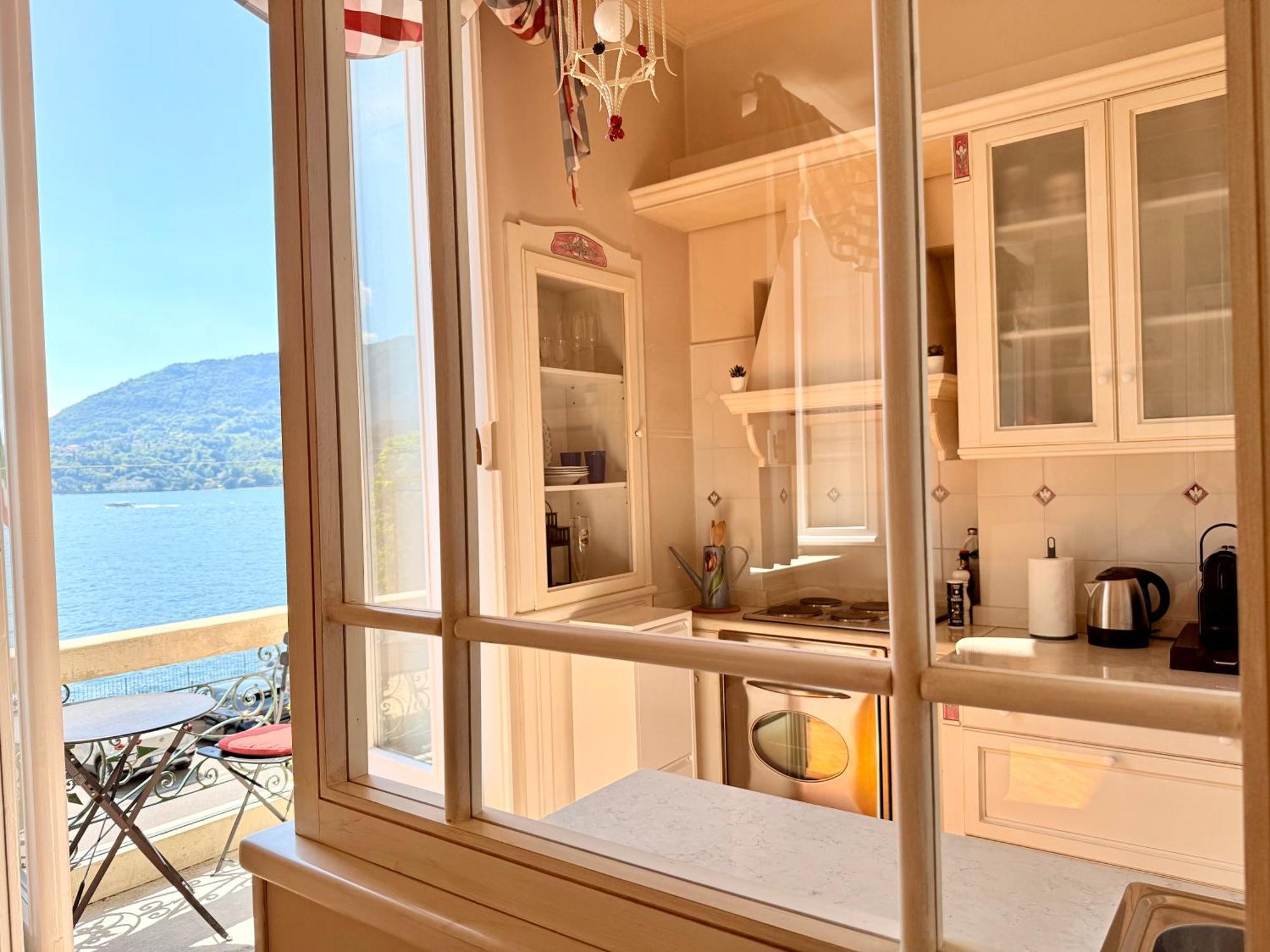 Belle Ile Lake View Suite Cadenabbia Eksteriør bilde